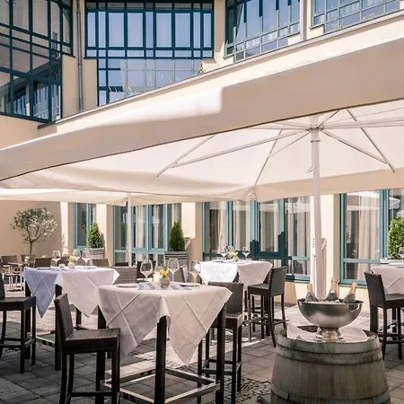 Munich Airport Marriott 4* Freising