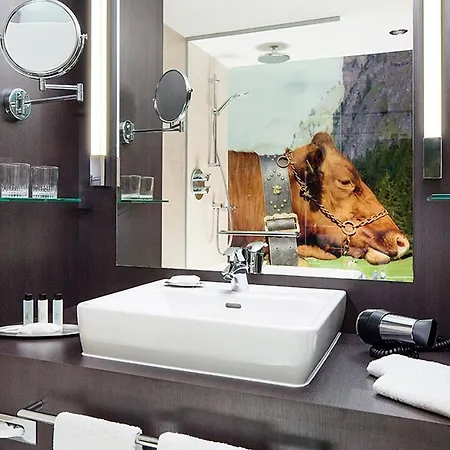 Munich Airport Marriott 4*