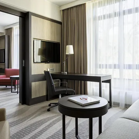 Munich Airport Marriott Hotel 4*