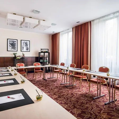Munich Airport Marriott Hotel 4*
