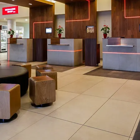 Munich Airport Marriott Hotel 4*