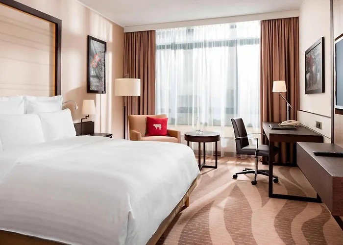מלון Munich Airport Marriott 4*
