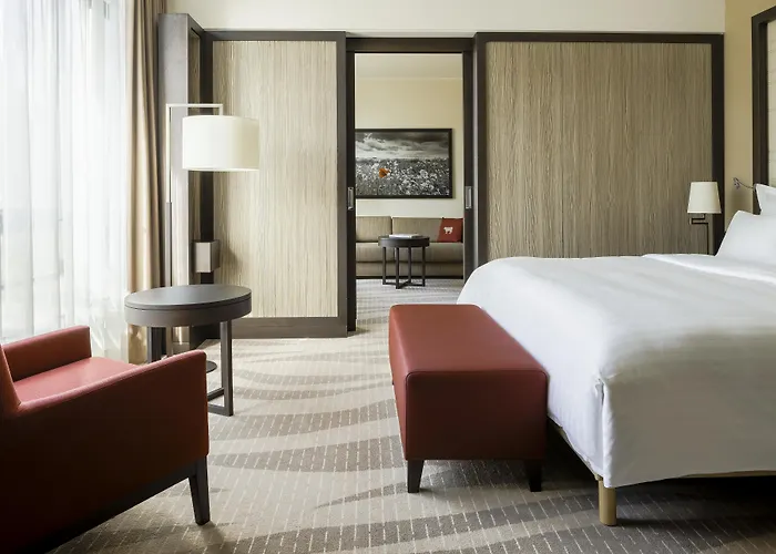 מלון Munich Airport Marriott