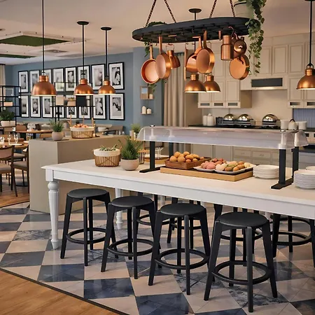 Munich Airport Marriott 4*