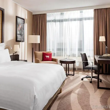 Munich Airport Marriott 4*